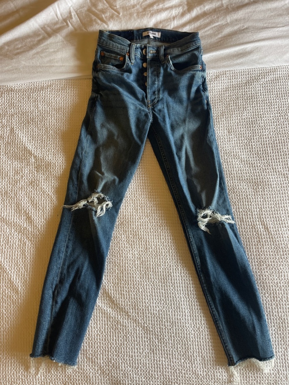 Re/Done Womens Skinny Jeans - Dark Blue with Distressed Knees